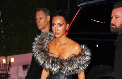 Kim Kardashian's Stylish Exit from the Surrey Hotel in New York