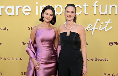 Selena Gomez glänzt beim Power of Women-Event von Variety in Beverly Hills