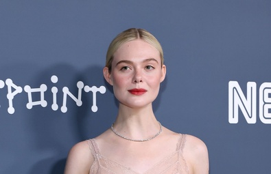 Elle Fanning Shines at "Sentimental Value" Premiere in Los Angeles