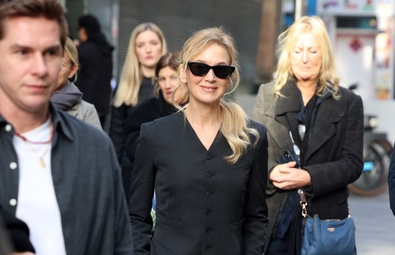 Renee Zellweger Celebrates Bridget Jones Statue Unveiling in London