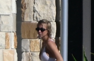 Sydney Sweeney's Relaxing Pool Day at Her Florida Home