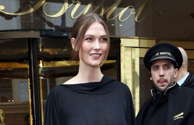 Karlie Kloss Shines at Christian Dior Haute Couture SS '26 Show during Paris Fashion Week