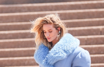 Rosie Huntington-Whiteley Strikes a Pose at Sydney's Iconic Opera House