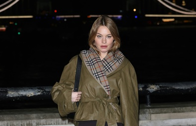 Camille Rowe Shines at Burberry's London Fashion Week Show