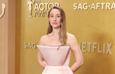 Erin Doherty Shines at 2026 Actor Awards in Los Angeles