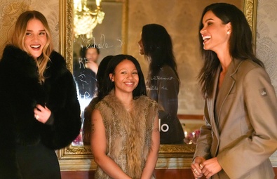 Rosie Huntington-Whiteley Shines at Alo Paris Fashion Week Dinner at Lapérouse