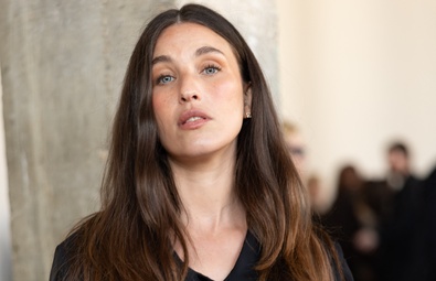 Rainey Qualley Shines at Akris Show During Paris Fashion Week