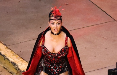 Kim Kardashian Joins Eva Longoria on Set of 'The Fifth Wheel' in Los Angeles