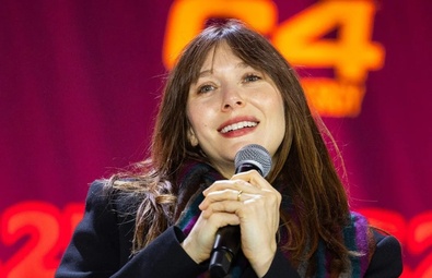 Elizabeth Olsen Shines at C2E2 Comic Con's Scarlet Witch and Beyond Panel in Chicago