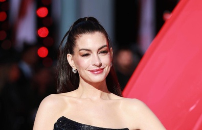 Anne Hathaway Shines at "The Devil Wears Prada 2" European Premiere in London
