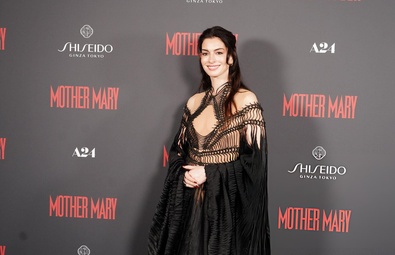 Anne Hathaway Shines at "Mother Mary" London Screening