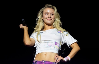Zara Larsson Dazzles at Coachella Weekend 2, Day 2 Performance in Indio