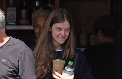 Barbara Palvin Enjoys a Relaxing Picnic at Los Angeles' Griffith Park