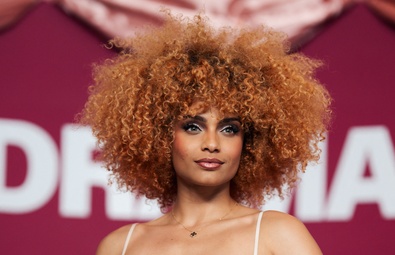 Alicia Aylies Shines at The Drama Premiere in Paris